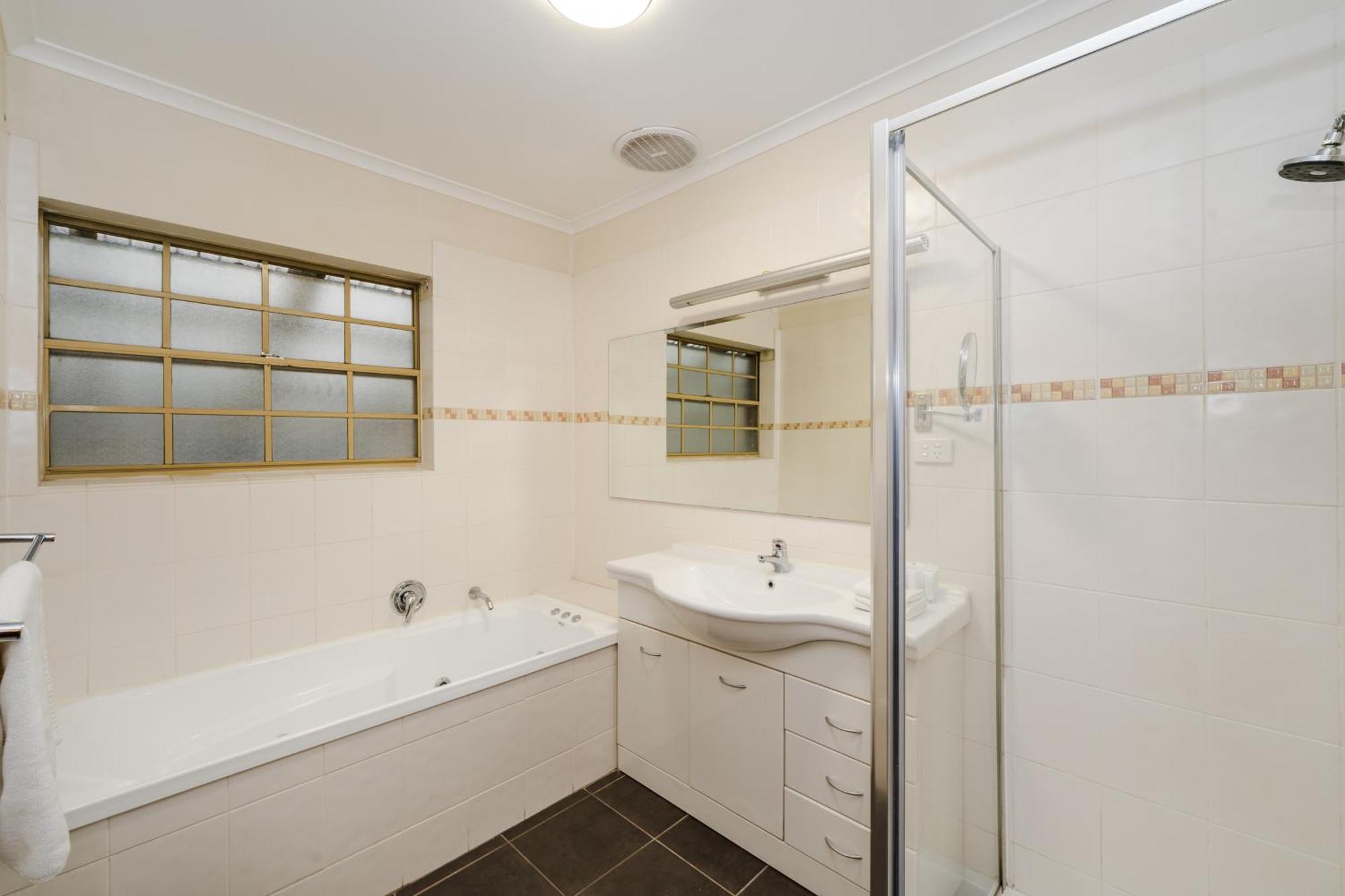 Yarra Valley Motel Лілідейл Екстер'єр фото