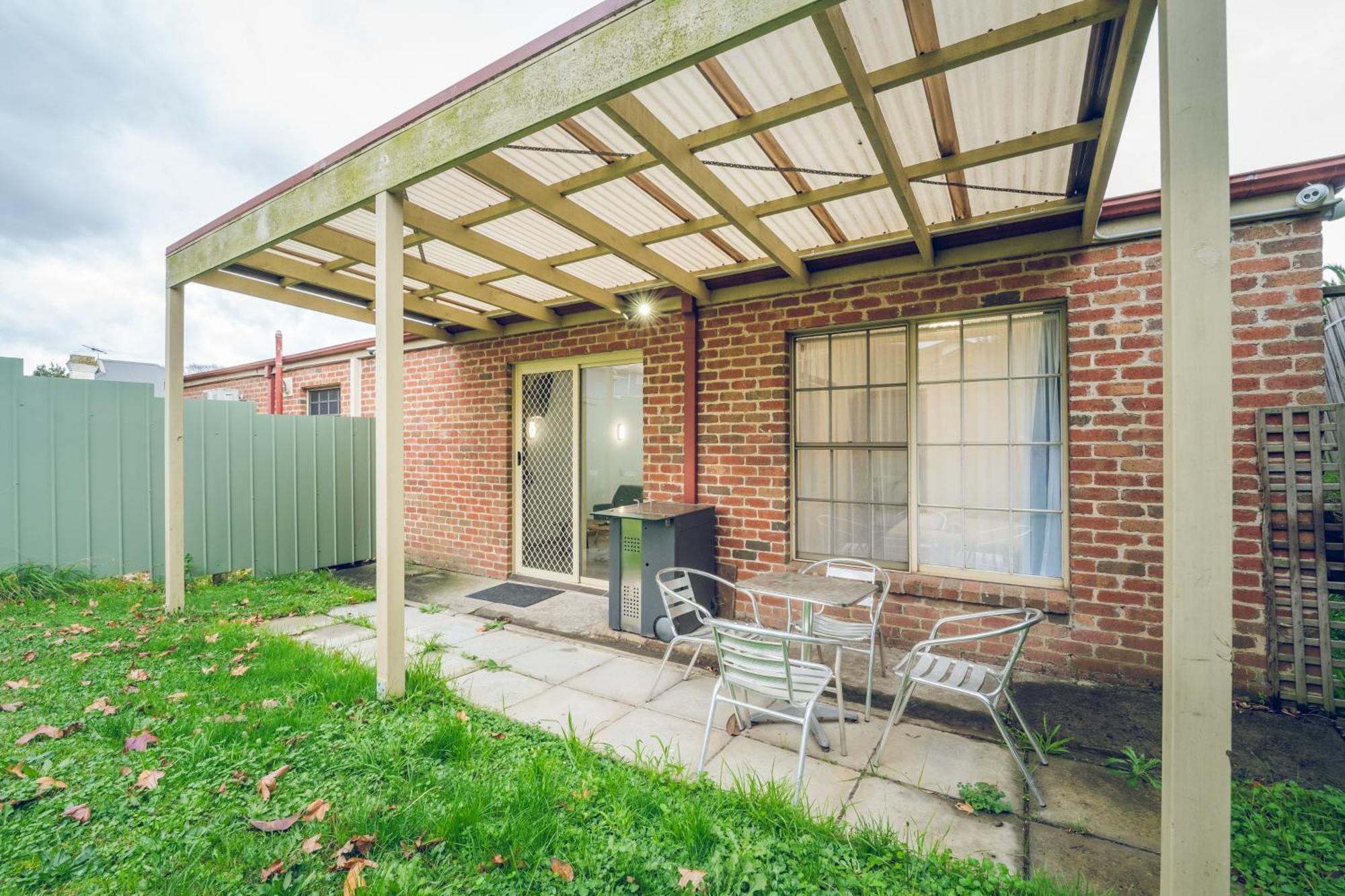 Yarra Valley Motel Лілідейл Екстер'єр фото